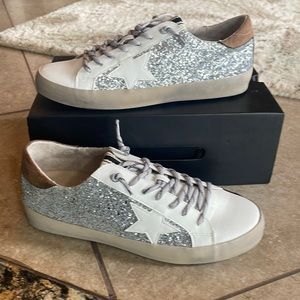 Sneakers with Silver sparkle